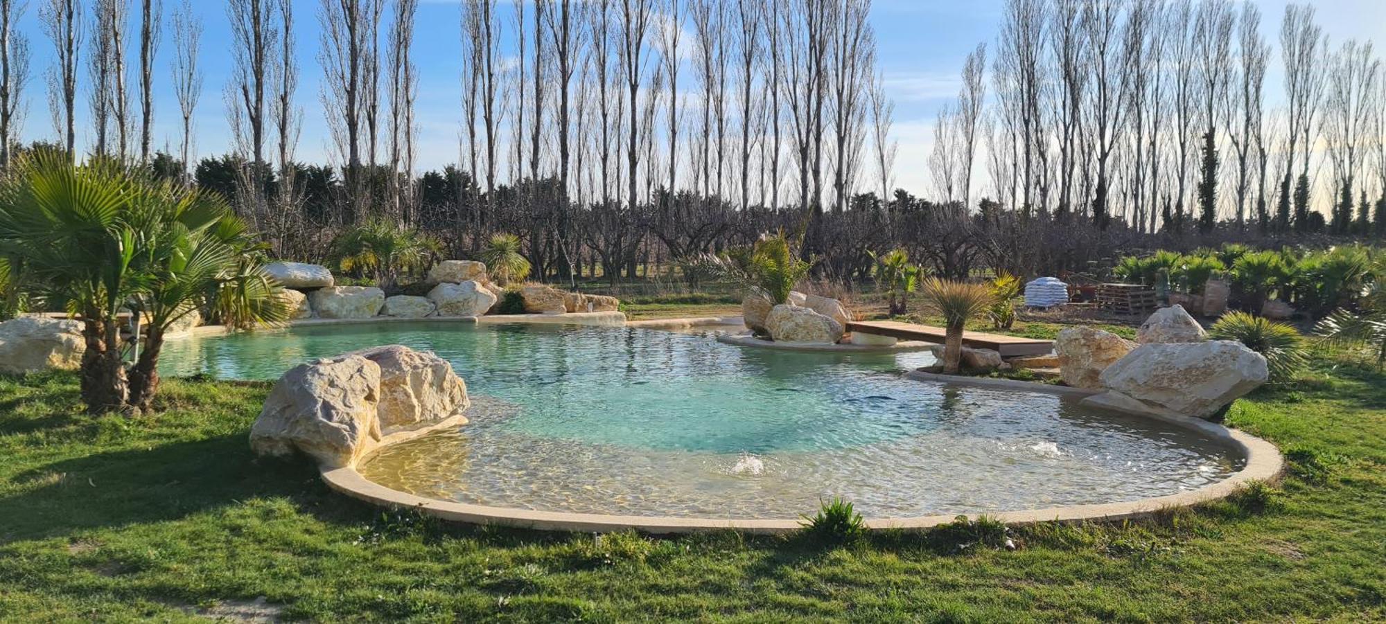 Le Mas Des Cerisiers Jacuzzi Et Sauna Inclus Pour Tous Les Logements Avignon Exterior photo