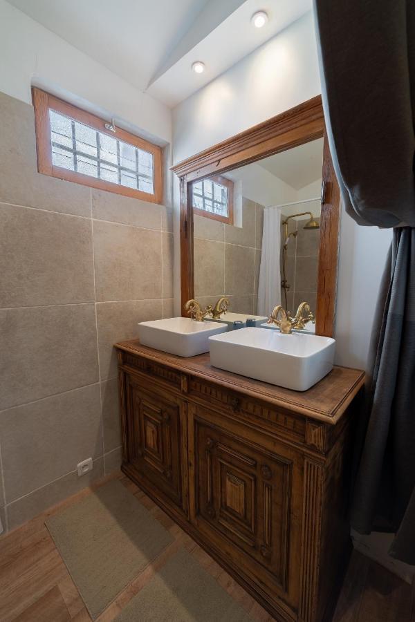 Le Mas Des Cerisiers Jacuzzi Et Sauna Inclus Pour Tous Les Logements Avignon Exterior photo